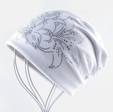 Load image into Gallery viewer, 2018 Female Beanie Bonnet Autumn